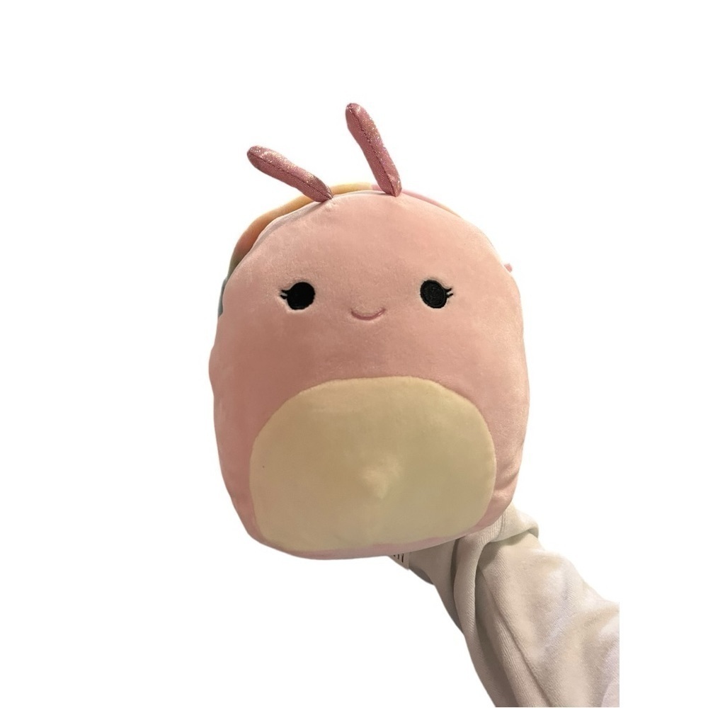 Silvina the pink snail squishmallow NWOT